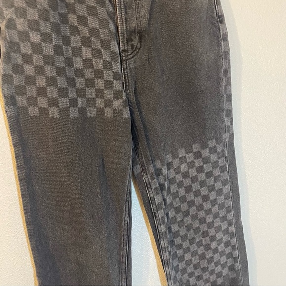 Cynthia Shadow Checker High Rise StraightJeans . Size 24 (US 0/00). Repaired. - Picture 2 of 13